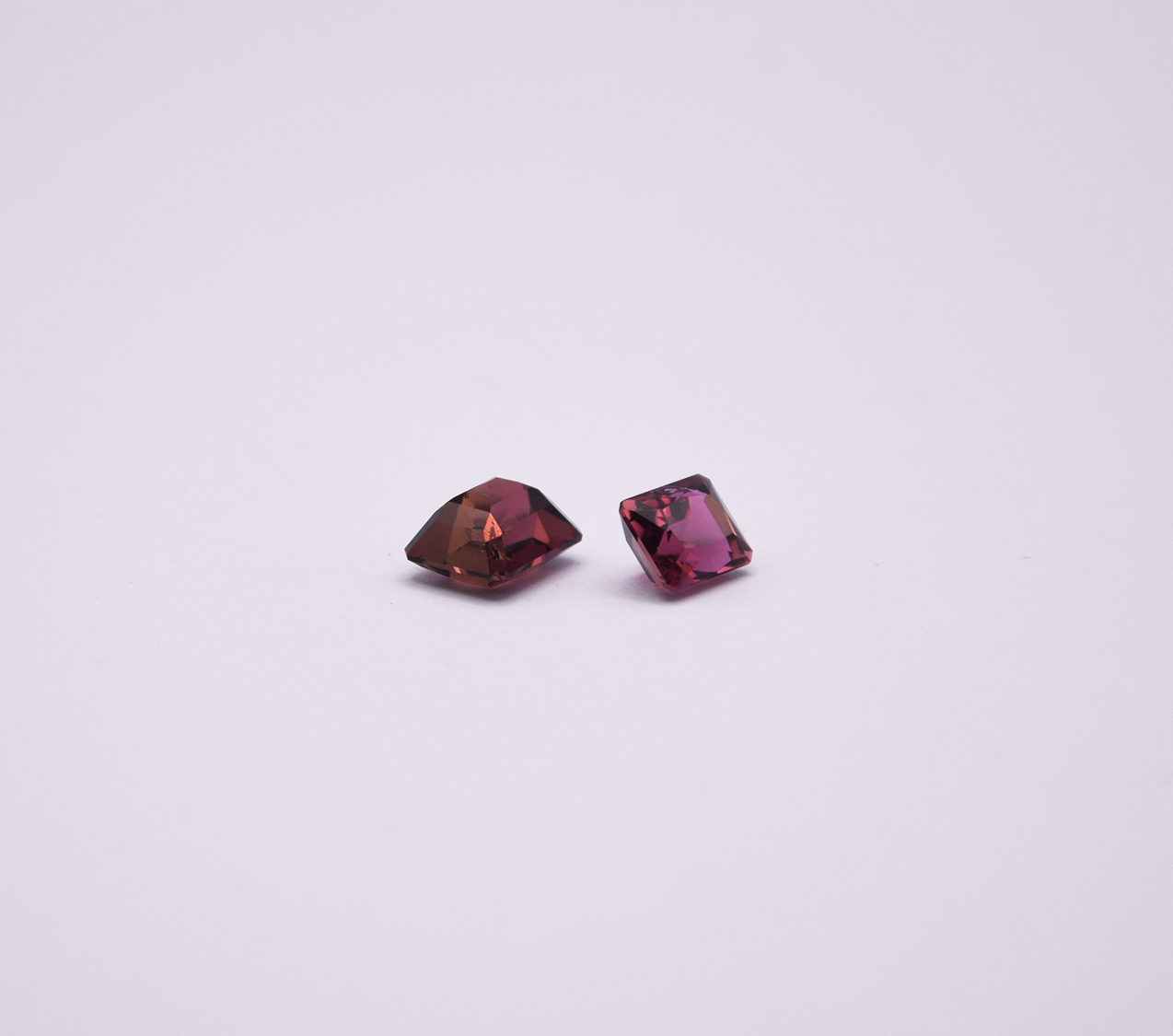 LOTE 2 UD. TURMALINA RUBELITA 2,31ct y 1,39ct